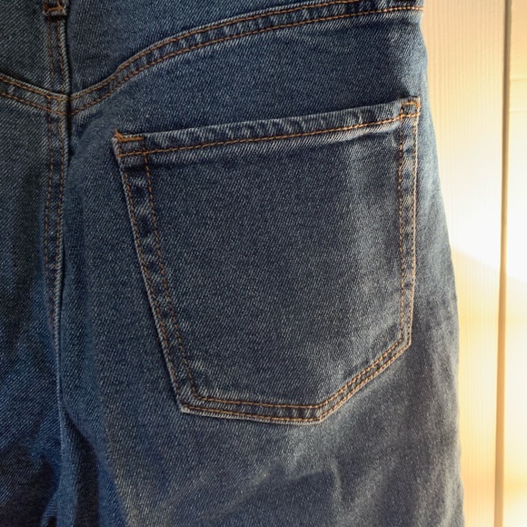 Blue Mom style Jeans - Picture 2 of 4